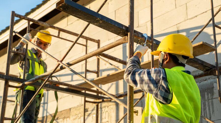 Professional fairlawn roofing services in Napoleon, MI